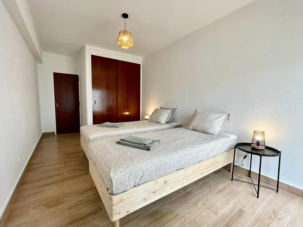 Albufeira Centre Apartment With Pool 0*,