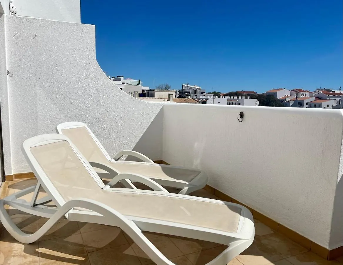 Albufeira Centre Apartment With Pool